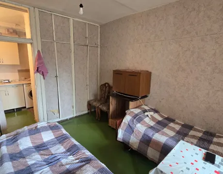 6 mkr